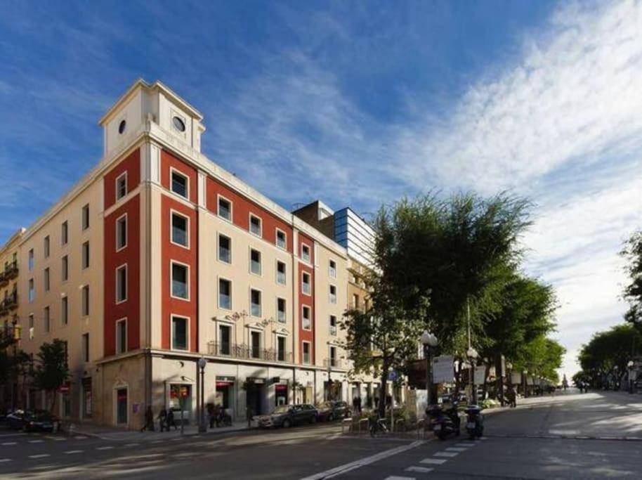 Appartement Stunning & Modern Penthouse - Rambla - City Centre à Tarragone Extérieur photo